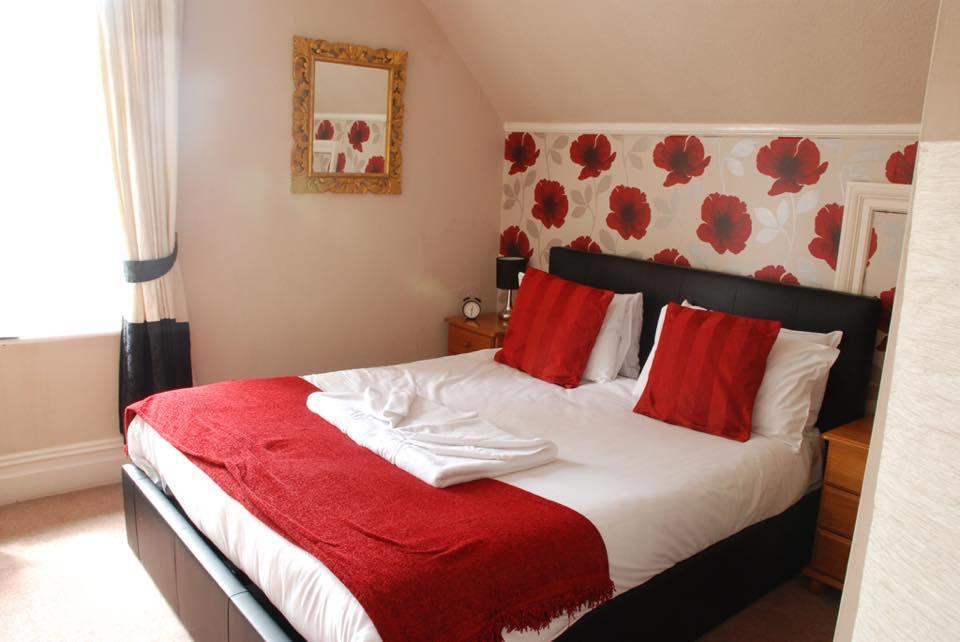 Laurel Cottage Bowness Room photo
